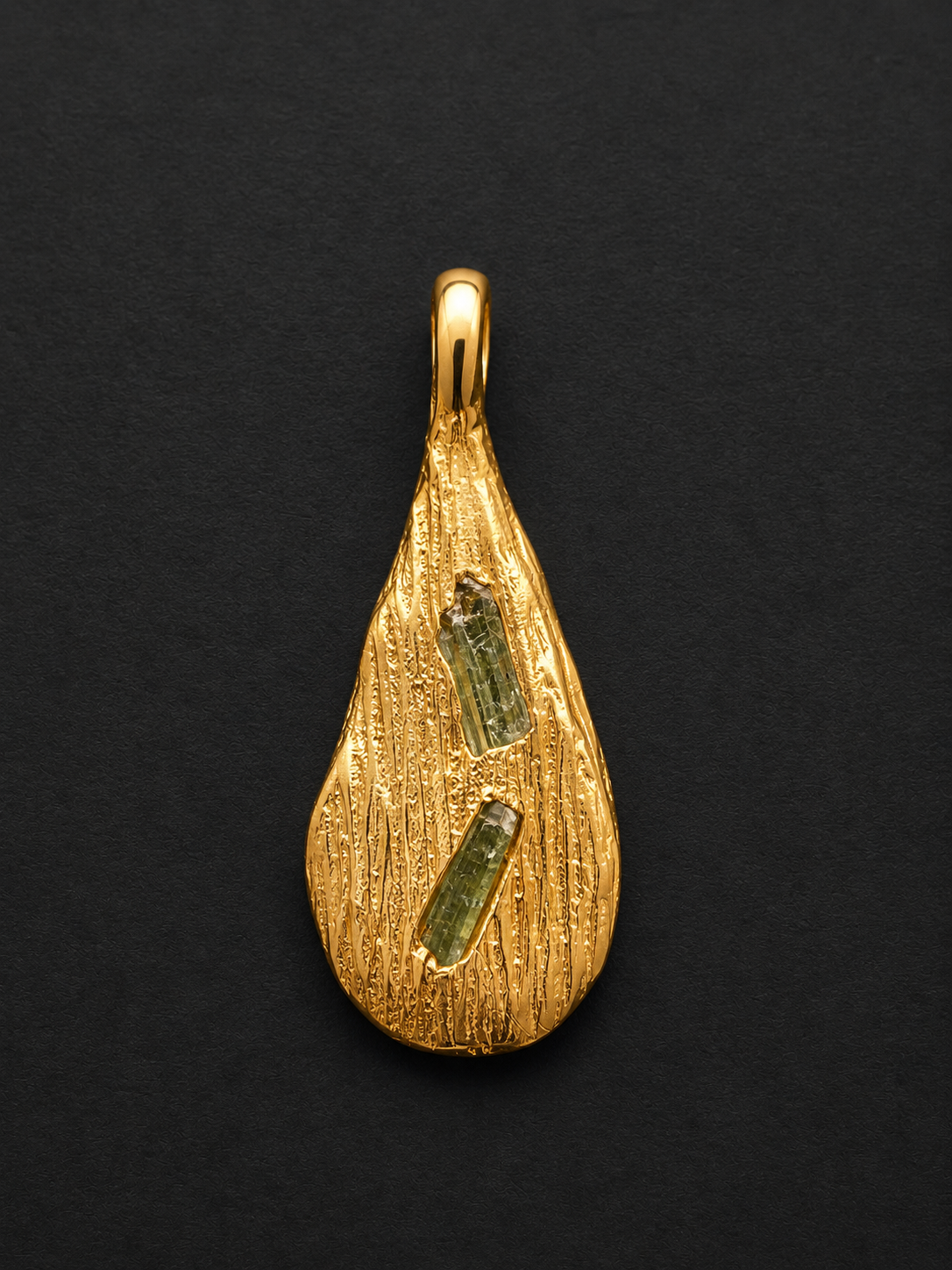 Mali Garnet Relic Pendant