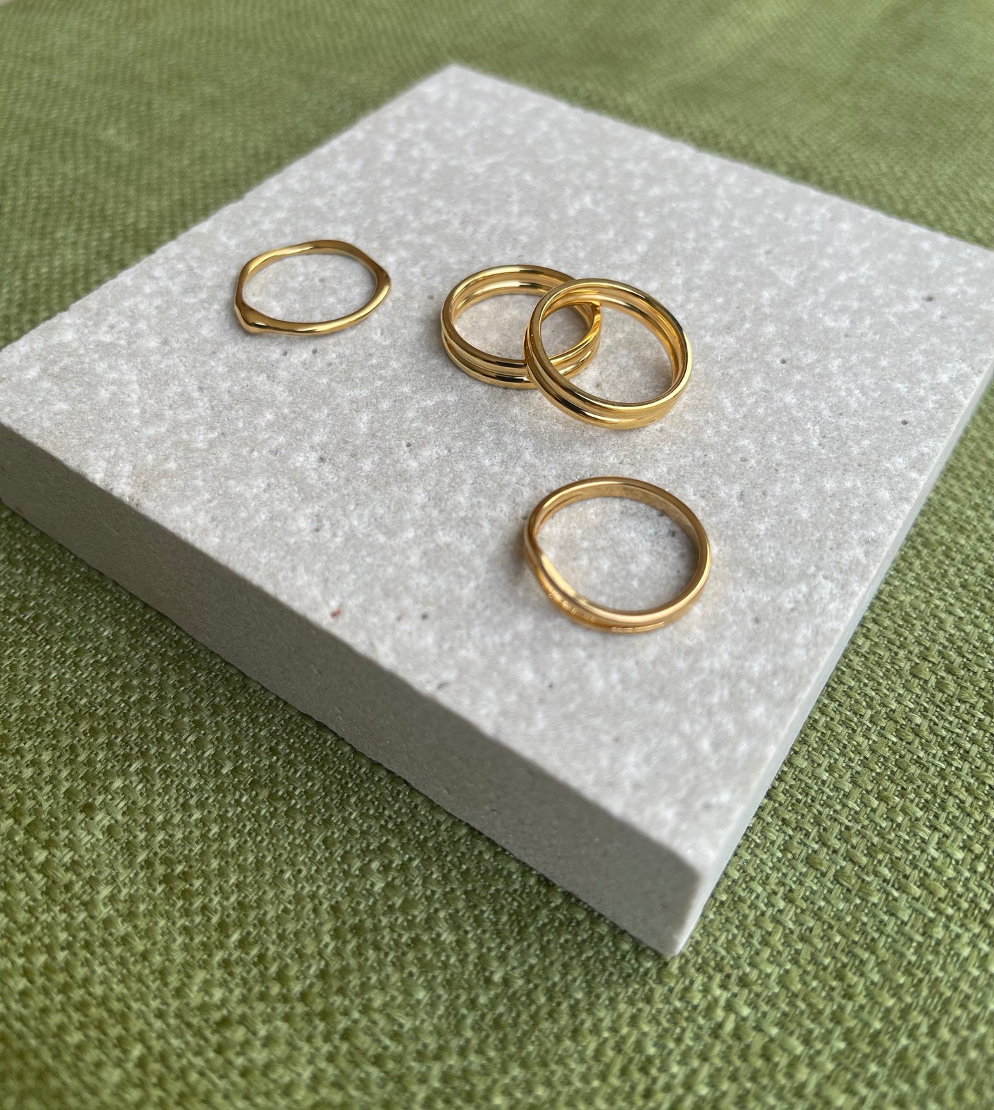 4 Stackable Siyara Rings