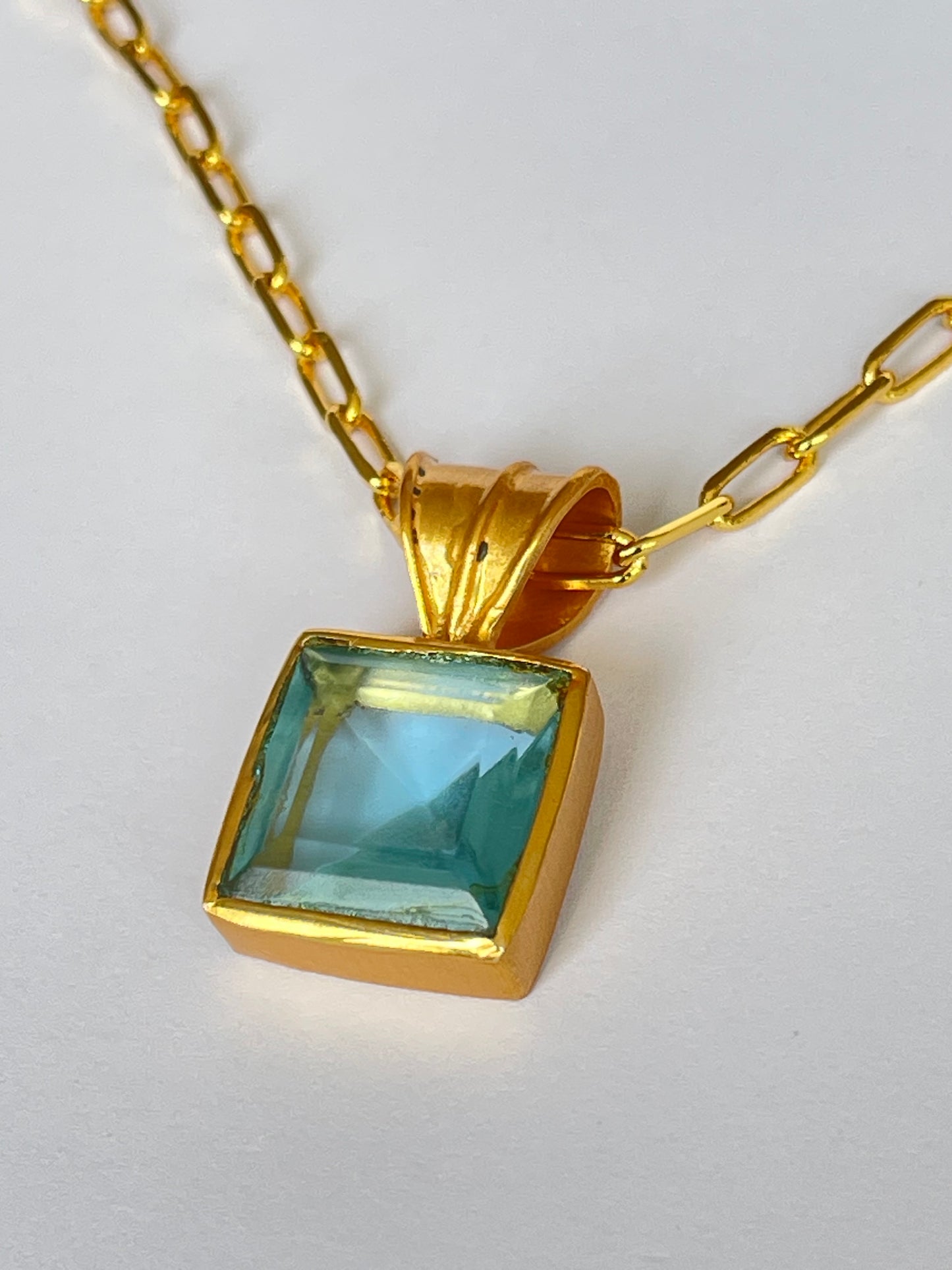 Mizu Necklace